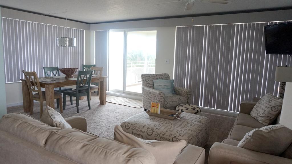 Tropic Terrace Of Treasure Island Hotel St. Pete Beach Værelse billede